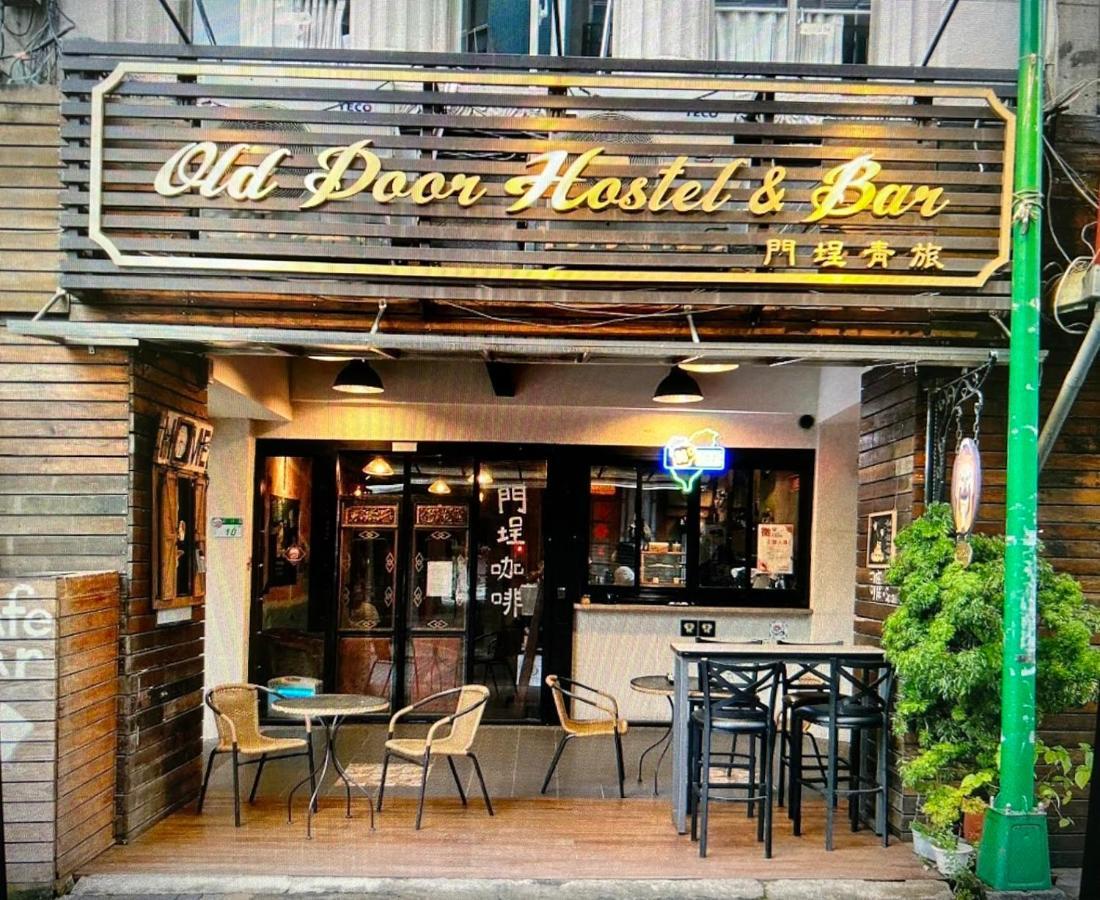 Old Door Hostel & Bar Taipeh Exterior foto